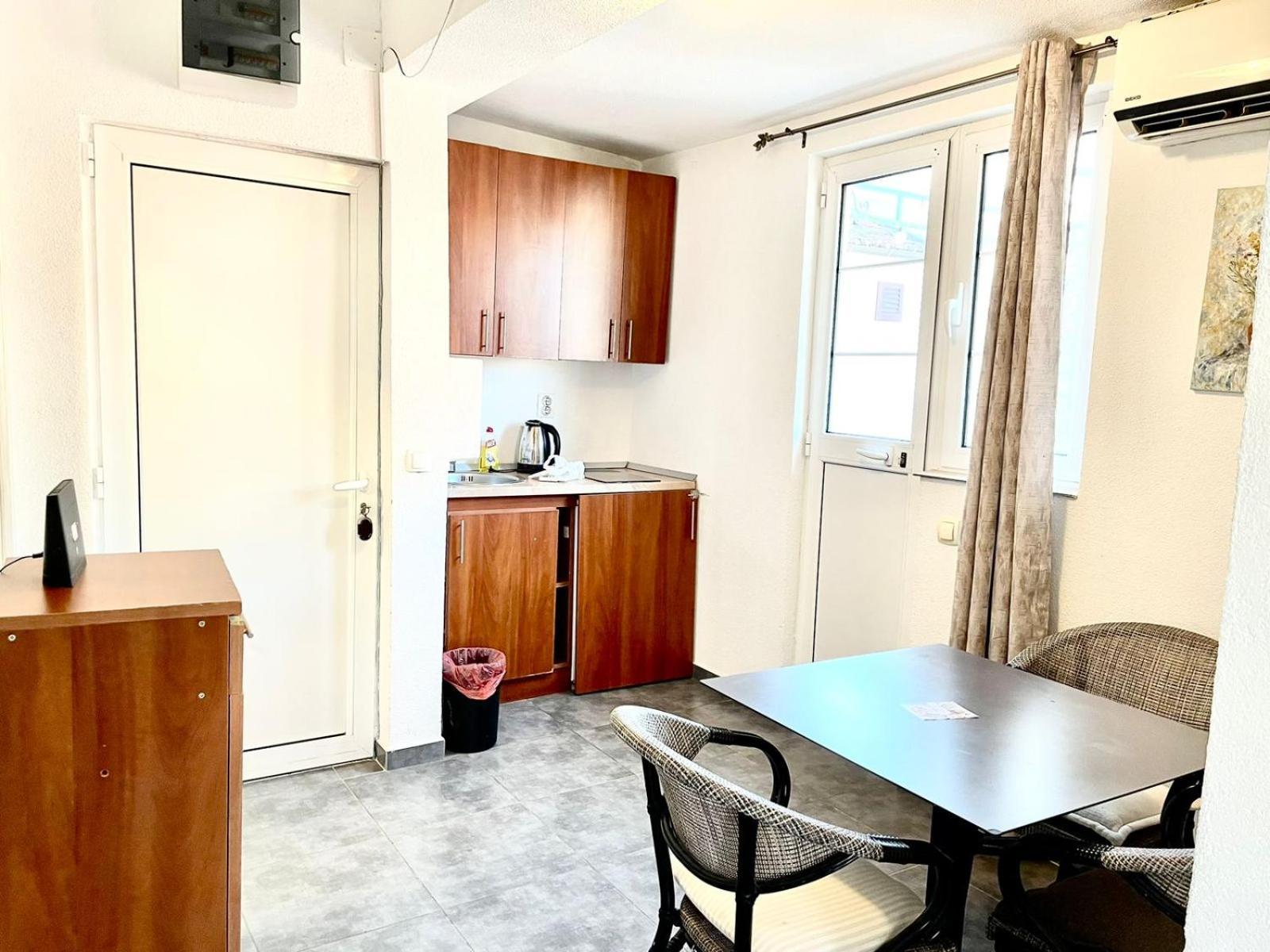 Apartments Dukic Kotor Ngoại thất bức ảnh